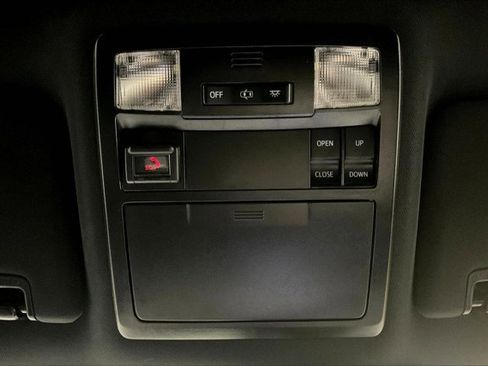 Certified 2021 Toyota Tacoma Limited image 36