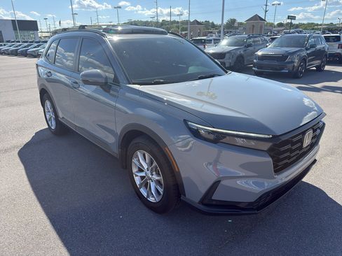 Used 2023 Honda CR-V EX-L image 7