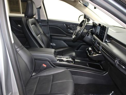 Used 2023 Lincoln Corsair Reserve w/ Equipment Group 201A AWD/4WD image 28