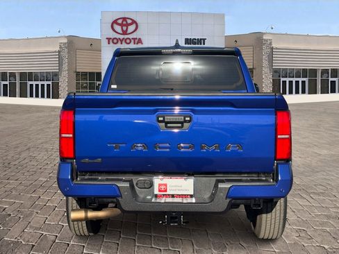 Certified 2025 Toyota Tacoma SR5 image 7