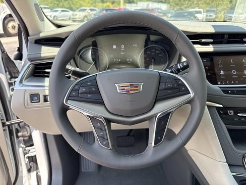 New 2026 Cadillac XT5 Premium Luxury w/ Driver Assist Package FWD image 25