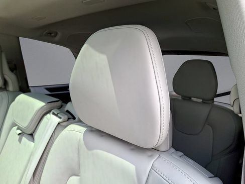 Certified 2025 Volvo XC90 T8 Ultra w/ Protection Package Premier AWD/4WD image 27