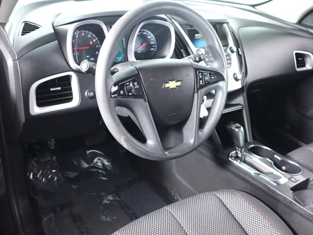 Used 2016 Chevrolet Equinox LS AWD/4WD image 9
