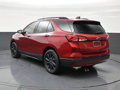 Used 2024 Chevrolet Equinox RS FWD image 3