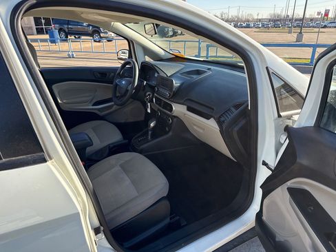 Used 2022 Ford EcoSport S image 15