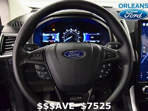 New 2024 Ford Edge SE w/ Black Appearance Package image 18