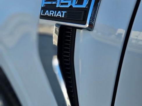 New 2025 Ford F150 Lariat w/ Equipment Group 501A Mid image 9