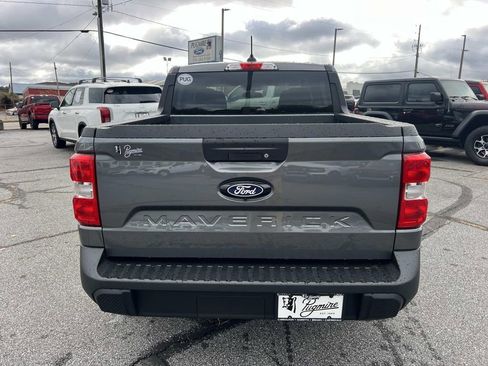 New 2025 Ford Maverick XL image 6