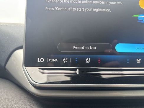 New 2025 Volkswagen ID.4 Pro S Plus image 32