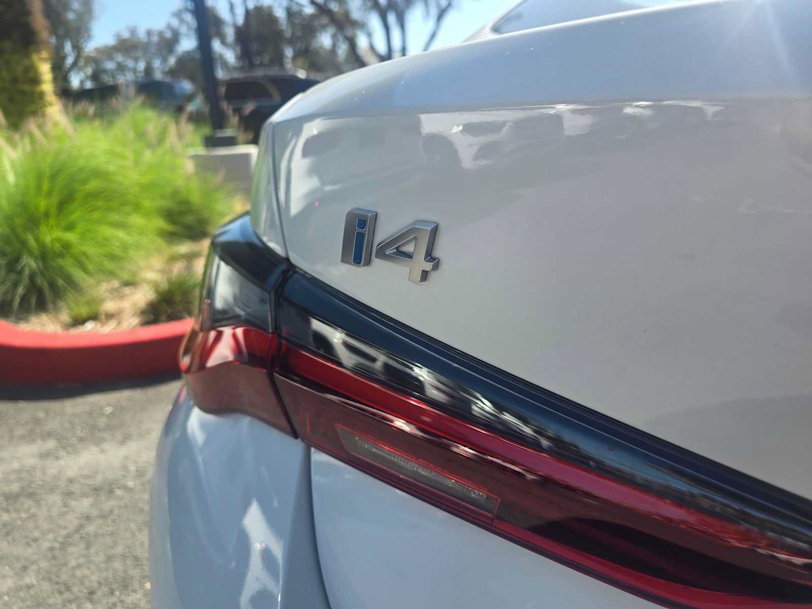 Used 2023 BMW i4 eDrive40 w/ Premium Package RWD image 13