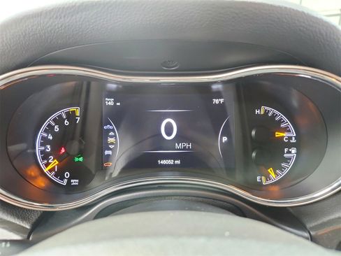 Used 2018 Jeep Grand Cherokee Limited image 22