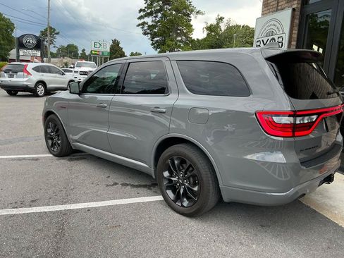 Used 2022 Dodge Durango R/T RWD image 3