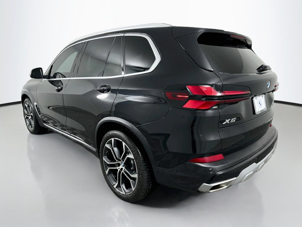 Certified 2024 BMW X5 xDrive40i w/ Premium Package AWD/4WD image 7