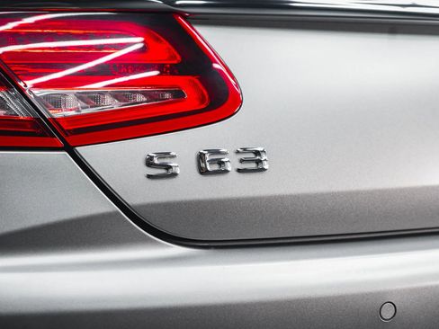 Used 2015 Mercedes-Benz S 63 AMG S 63 AMG 4MATIC Coupe 2D image 25