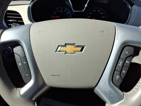 Used 2016 Chevrolet Traverse LT w/ Style and Technology Package image 22