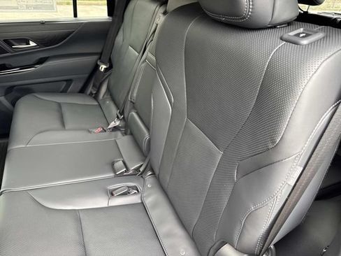 New 2026 Lexus LX 700h Luxury AWD/4WD image 13
