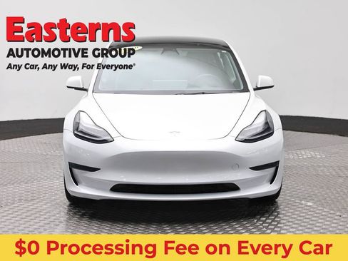 Used 2023 Tesla Model 3 Standard Range RWD image 2