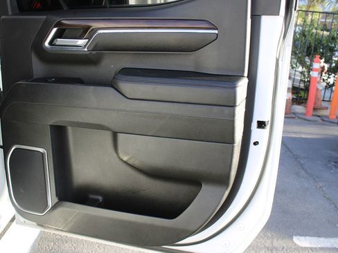 Used 2023 GMC Sierra 1500 SLT w/ SLT Premium Package image 44