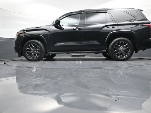 Certified 2023 Toyota Sequoia Platinum image 35