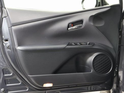 Used 2018 Toyota Prius Three FWD image 12