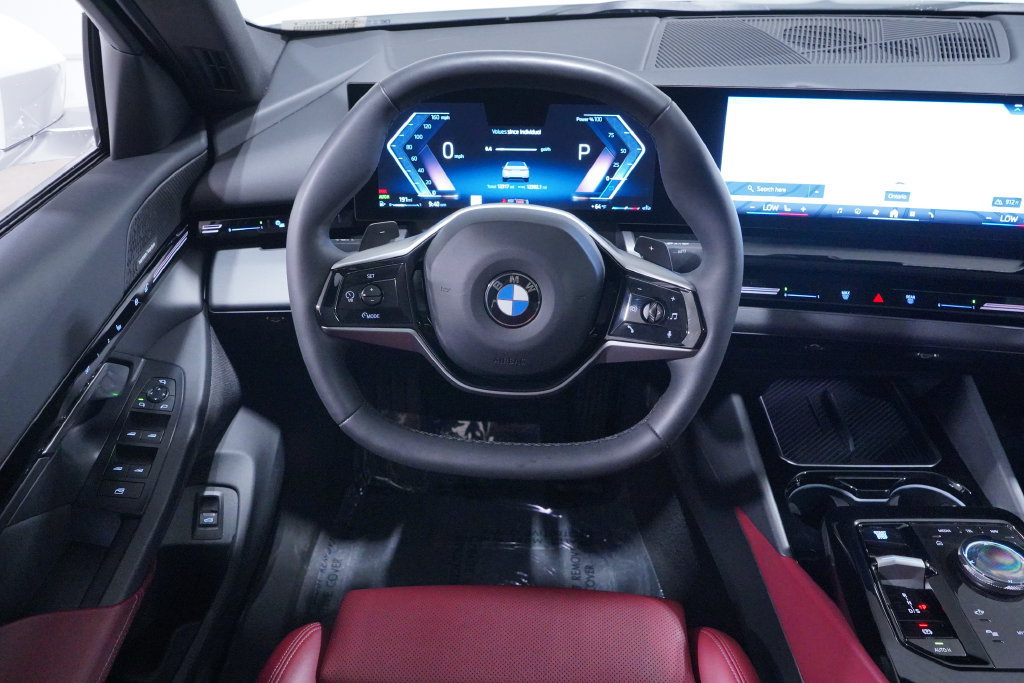 Used 2024 BMW 530i RWD image 12