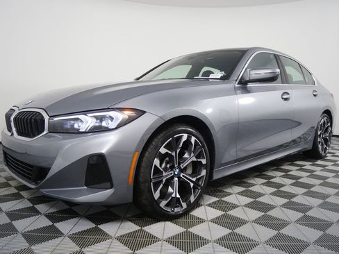 Used 2025 BMW 330i Sedan image 7