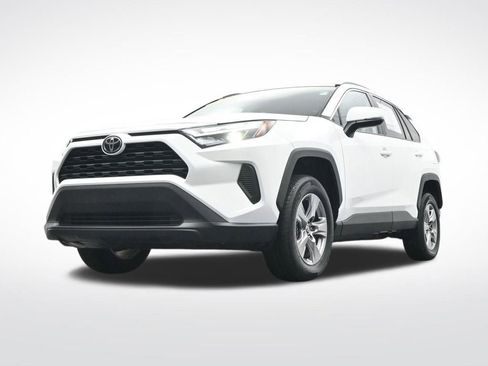 Used 2024 Toyota RAV4 XLE image 32