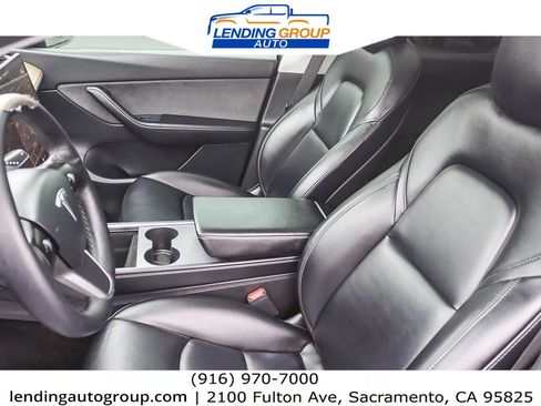 Used 2021 Tesla Model Y Long Range image 16