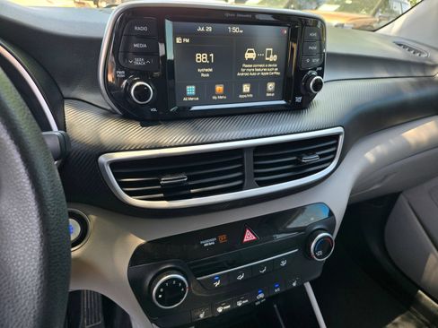 Used 2020 Hyundai Tucson Value FWD image 15