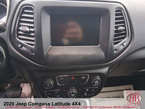 Used 2020 Jeep Compass Latitude w/ Popular Equipment Group AWD/4WD image 15