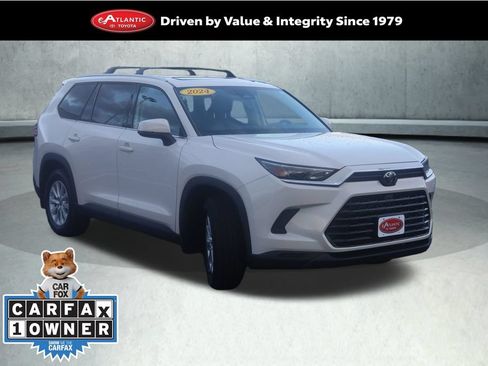 Used 2024 Toyota Grand Highlander AWD image 1