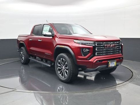 New 2026 GMC Canyon Denali AWD/4WD image 3
