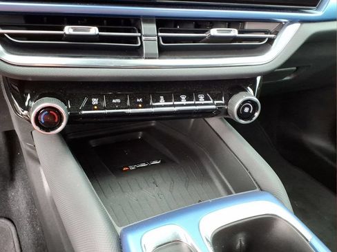 New 2026 Chevrolet Equinox EV LT FWD image 7