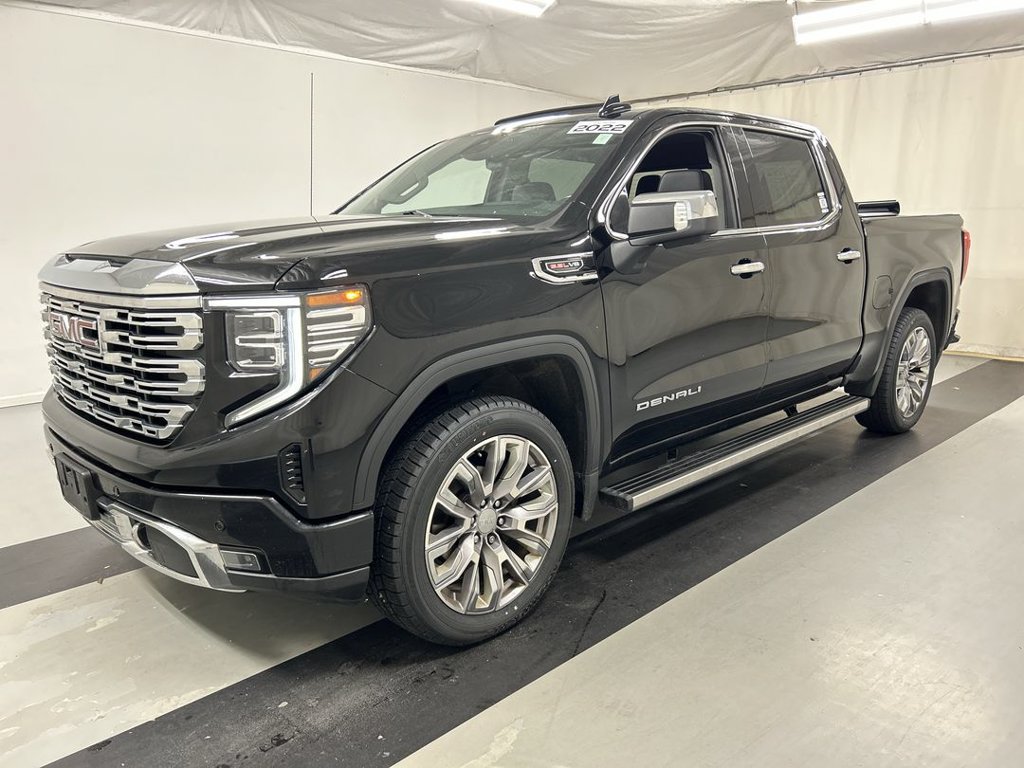 Used 2022 GMC Sierra 1500 Denali w/ Denali Reserve Package AWD/4WD image 5