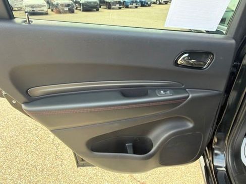 Used 2025 Dodge Durango GT AWD/4WD image 15