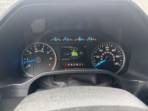 Used 2015 Ford F150 XLT w/ Equipment Group 301A Mid image 10