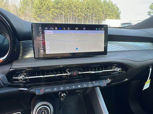 Used 2024 Alfa Romeo Tonale Veloce image 28