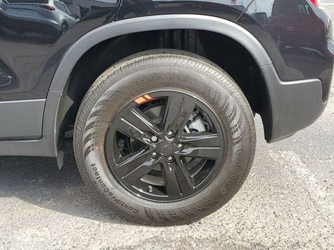 Certified 2022 Chevrolet Trax LS w/ Tint and Cruise Package image 32