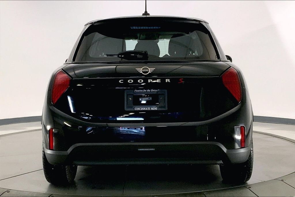 Used 2025 MINI Cooper S FWD image 3