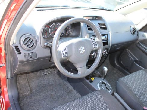 Used 2008 Suzuki SX4 Base AWD 4dr Crossover w/Touri image 13