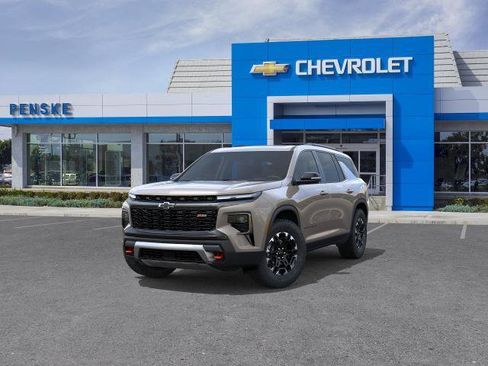 New 2027 Chevrolet Traverse Z71 w/ LPO, Floor Liner Package AWD/4WD image 32
