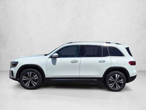 New 2026 Mercedes-Benz GLB 250 image 8