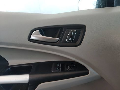 Used 2022 Ford Transit Connect XLT FWD image 23