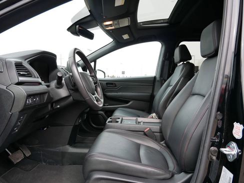 Used 2025 Honda Odyssey Sport-L image 15