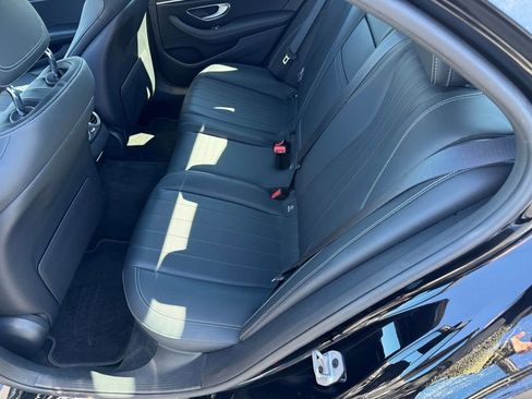 Used 2020 Mercedes-Benz E 350 Sedan image 29
