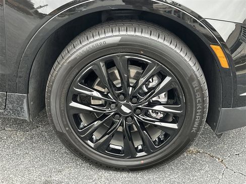 Certified 2022 Cadillac XT5 Premium Luxury w/ LPO, ONYX Package image 12