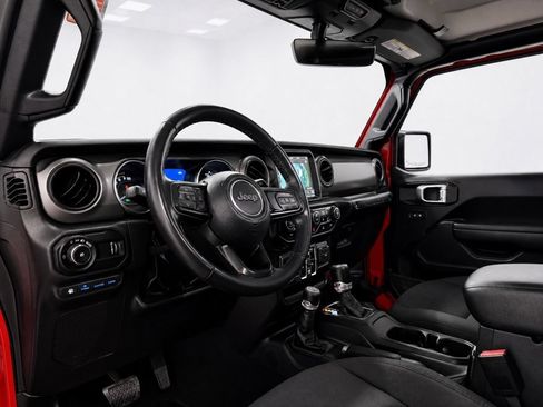 Used 2023 Jeep Wrangler Unlimited w/ Cold Weather Group AWD/4WD image 15