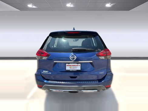 Used 2019 Nissan Rogue S AWD/4WD image 9