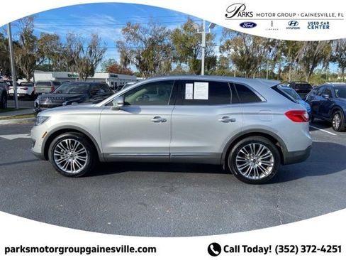 Used 2017 Lincoln MKX Reserve image 7