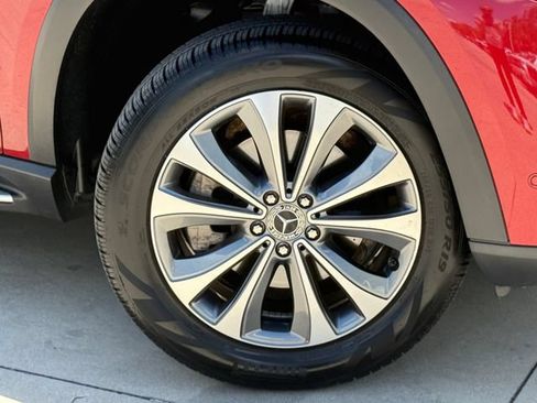 Used 2020 Mercedes-Benz GLE 350 4MATIC image 2